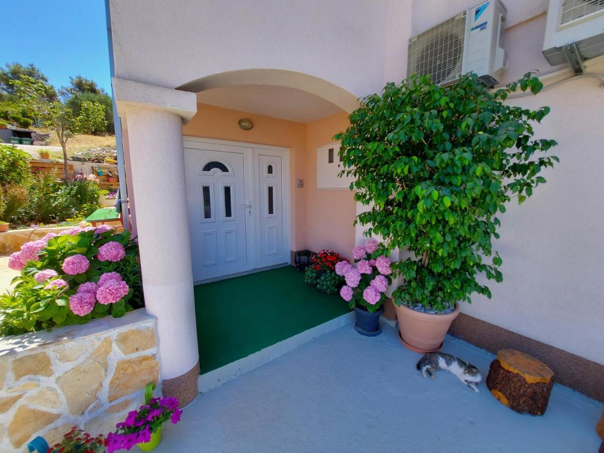 Apartman Gracia & Toni *