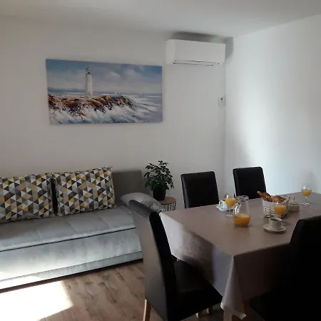 Apartments Gracia & Toni Trogir Exterior photo