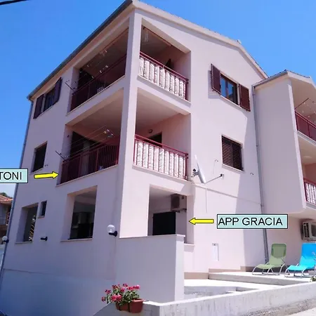 Apartments Gracia & Toni Trogir Exterior photo