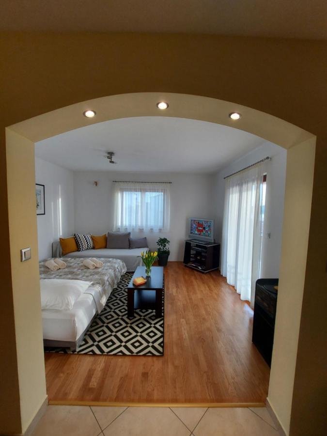 Gracia & Toni Apartment Trogir